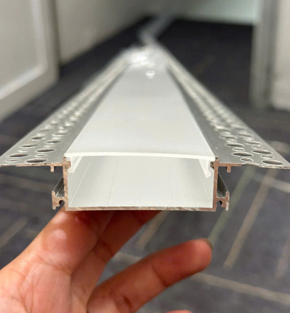 thanh nhôm âm thạc cao 5cm